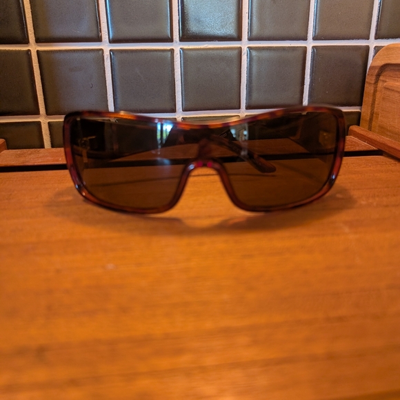 Exteé Accessories - Exté Vintage Italian Sunglasses